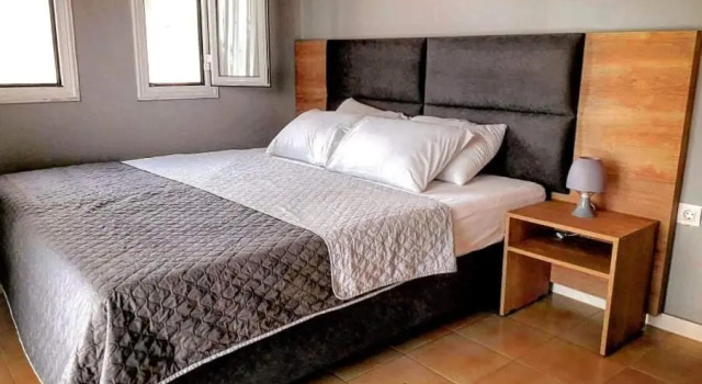 Nikos psathaki apartment 3, Prenota Appartamento Hotel a Preveza con parcheggio, Parcheggio