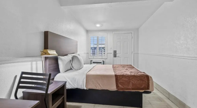 Номер Executive American Executive Inn Mesa