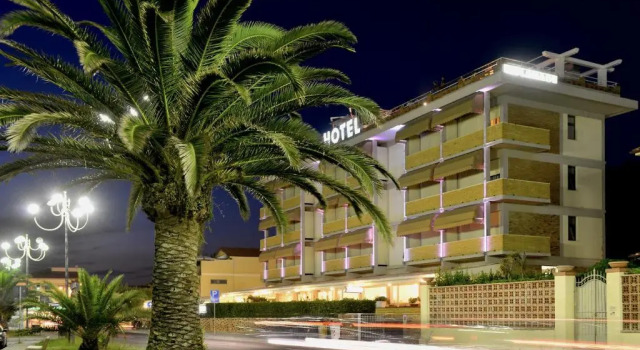 Hotel Esplanade
