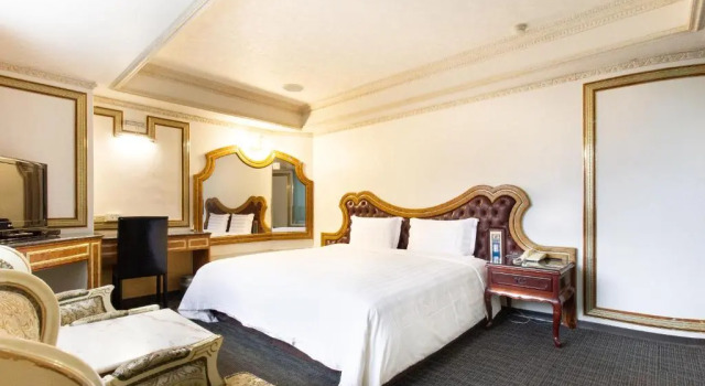 Standard Doppel Zimmer Barons Hot Spring Hotel