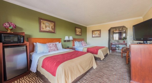 Четырёхместный номер Standard Tiller House, Laguna Hills, a Tribute Portfolio Hotel