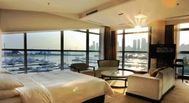 Люкс Deluxe Дуплекс с видом на море Zhonghang Xiangtong Yacht Club Hotel