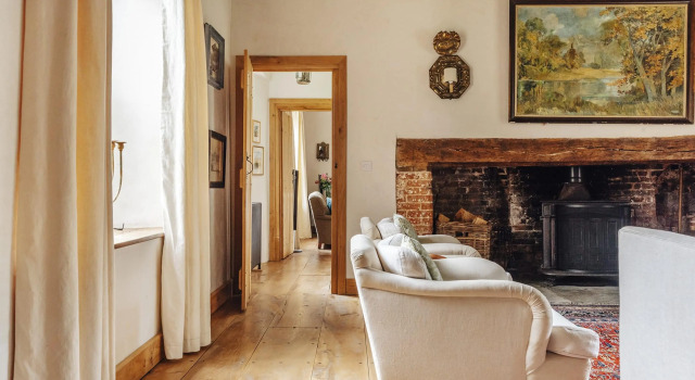 Lavish Tudor Hall Gardens - Sleeps 14, Boek Villa Hotels in Norfolk met parkeren, Parkeren