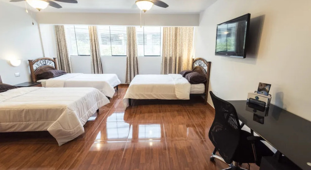 Lima Inn, Varaa Hotelli Hotellit Provincia de Lima pysäköinnillä, Pysäköinti