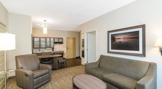 Двухместный люкс c 1 комнатой Candlewood Suites Auburn by IHG