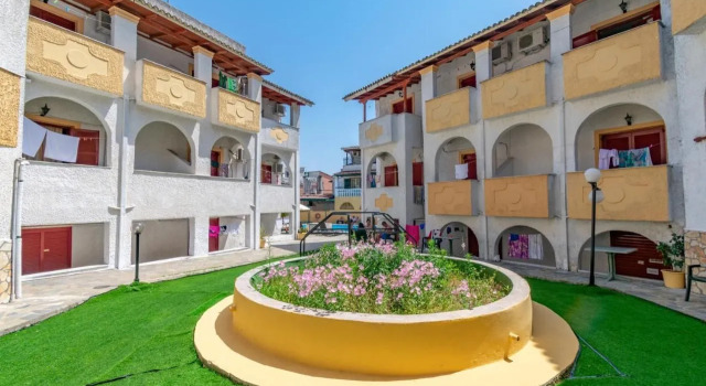 Bella Grecia Studios and Apartments By Hotelius, Забронировать Апартаменты/квартира Мораитика 