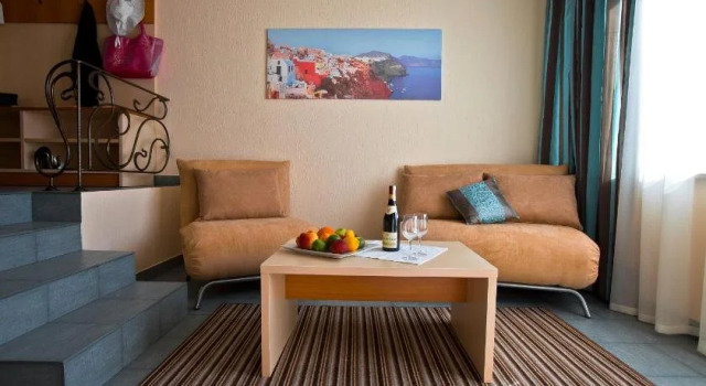 Elizium Park Hotel, Rezervovat Hotel Hotely v Mykolajiv s bazénem, Bazén