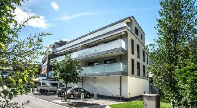 Apartment Rugenpark 5 - GriwaRent AG, Забронировать Апартаменты/квартира Отели Интерлакен с парковкой, рядом с Железнодорожный вокзал Интерлакен Западный, Парковка