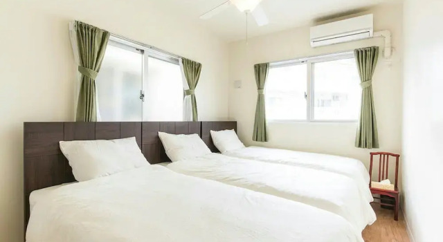 Cottage Sea Side Yaka