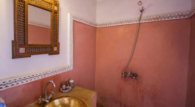 Люкс Riad Fes Baraka Piscine & SPA
