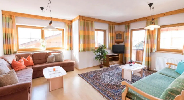 Апартаменты с 3 комнатами Appartement Alpina