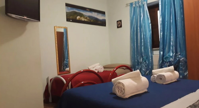 B&B Delle Grotte, Rezervați Bed and Breakfast Latronico Pollino