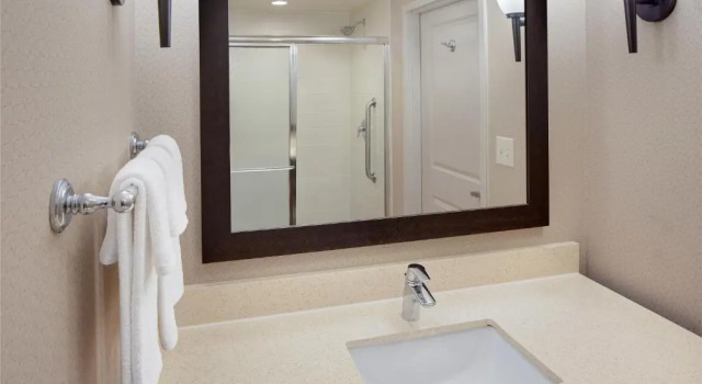 Четырёхместный номер Standard Live Oak, Charleston Historic District, a Tribute Portfolio Hotel