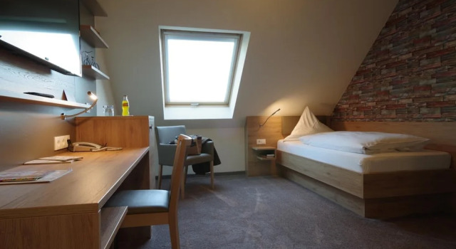 Land-gut-Hotel Räuber Lippoldskrug, Réserver Hôtel Alfeld (Leine) 
