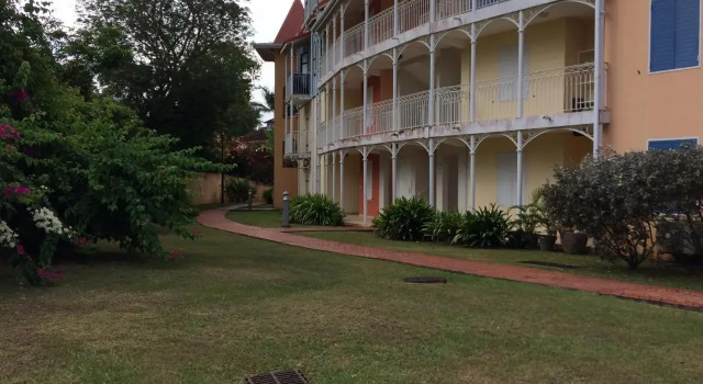 T3 Marisol résidence Bord de Mer, Buchen Sie Ferienwohnung Hotels in Grande-Terre mit Pool, Schwimmbad