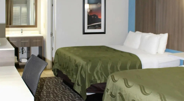 Standard- firedobbelt i kælderen værelse Quality Inn Athens I-65 / Huntsville Area West