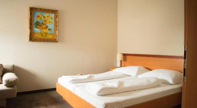 P4W Hotel Residence Szombathely, Забронировать Отель Отели Вашего с парковкой, Парковка