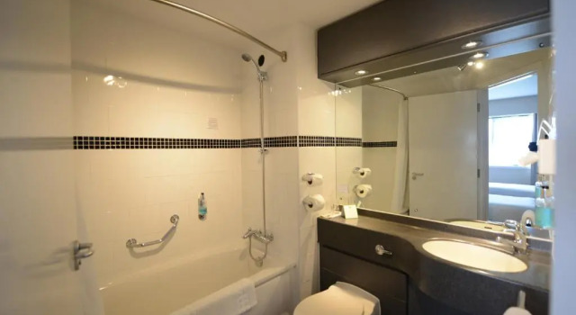 Двухместный номер Standard Holiday Inn Wolverhampton - Racecourse by IHG