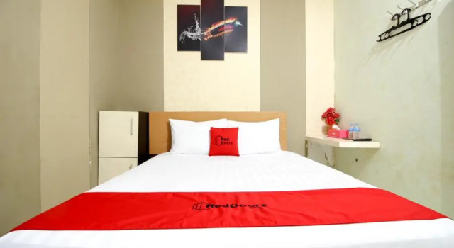 Номер Standard RedDoorz near Adisucipto Airport 3
