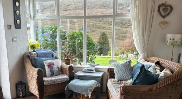 Shantalla West Cork Farmhouse With Hot Tub & Sauna, Buchen Sie Hotel Kealkill County Cork