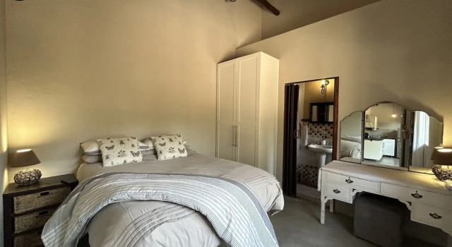 Шале Comfort Leadwood Tree Safari Lodge