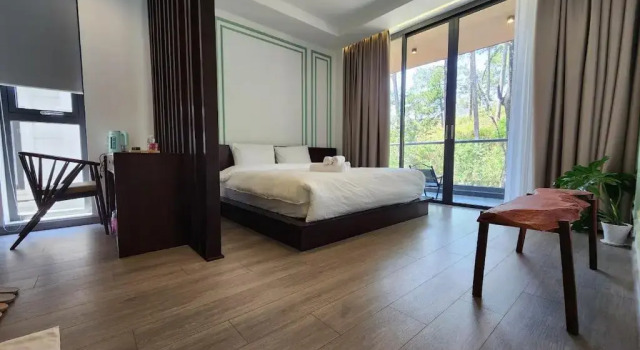 LHASA, Book Hotel Da Lat Lam Dong