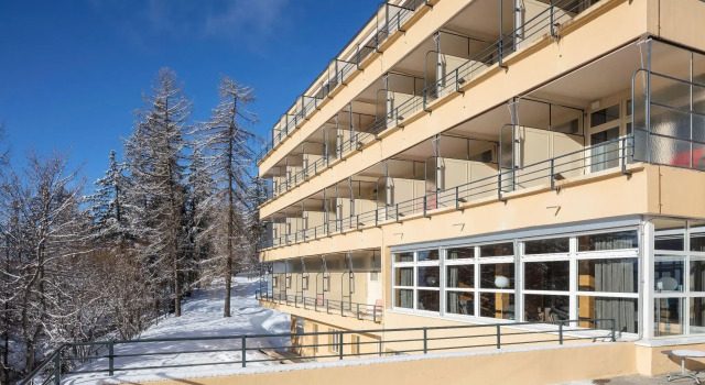 Кровать в общем номере Crans-Montana Youth Hostel