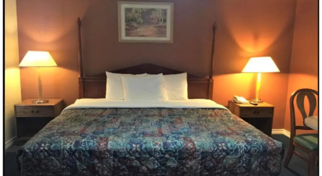 Апартаменты c 1 комнатой Hotel Beeville -US 181