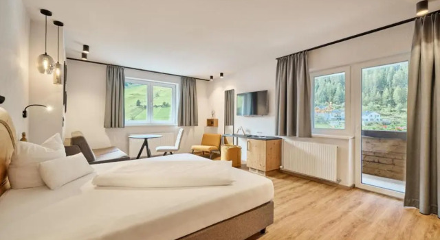 Hotel Feichtner Hof, Rezervasyon Otel Feichten im Kaunertal 