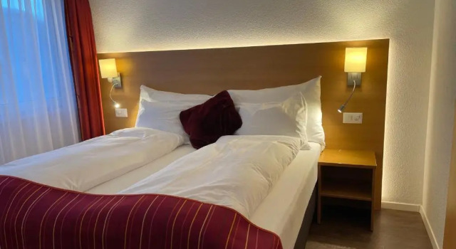 Полулюкс Therme 51