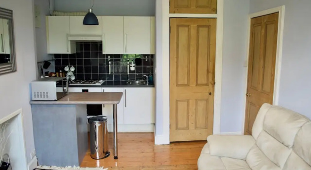 1 Bedroom Flat In The Heart Of The New Town