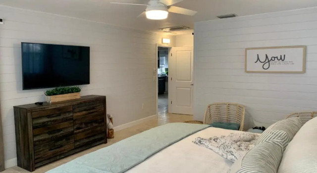 Modern Coastal Home near Siesta Key and Downtown