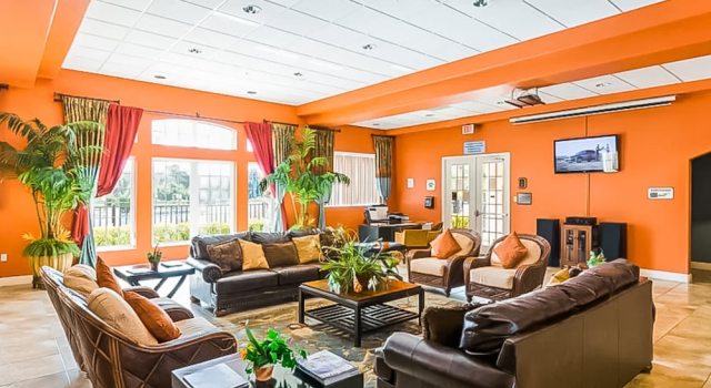 Family Home W/shared Pool,wifi,ac,lake Views - Close to Walt Disney World Resort