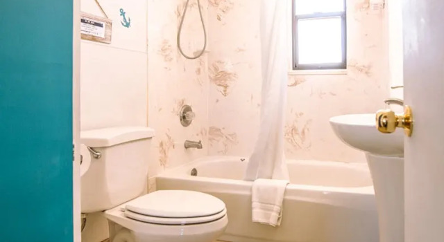 Семейные апартаменты с 3 комнатами Home Style Apartments - 1 & 3 BR Suites with Full Kitchen