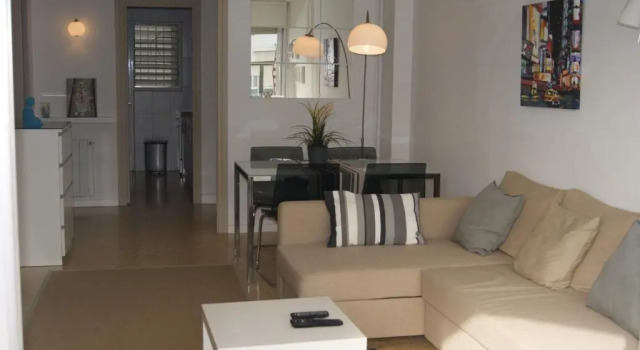 Апартаменты Vinyet Sunshine 2 Bed 2 Bath Steps From the Beach