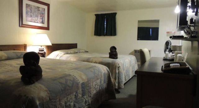 100 Mile Motel & RV Park, Réserver Motel One Hundred Mile House Cariboo Chilcoltin Coast