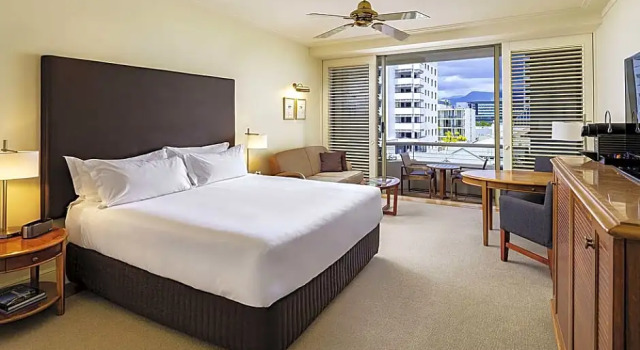 Номер Superior Pullman Reef Hotel Casino