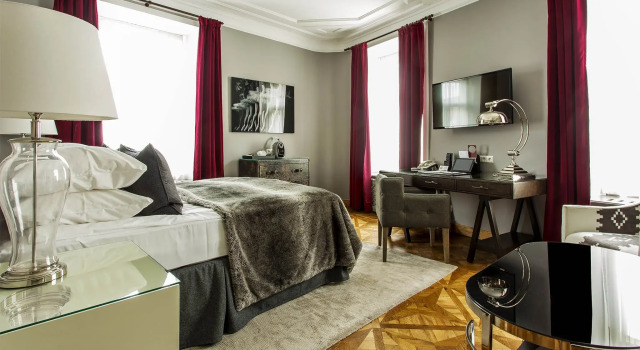 Hotel StPetersbourg, Rezerwuj Hotel Hotele w Baltic Sea ze śniadaniem, Śniadanie