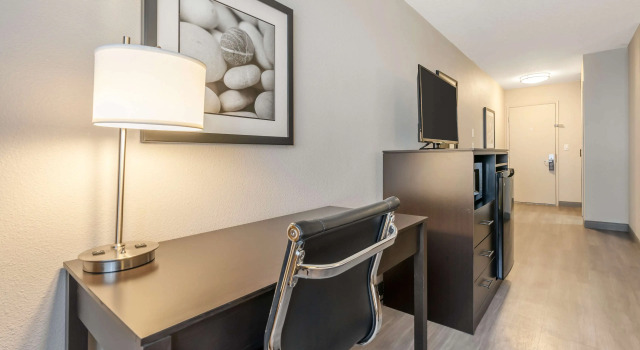 Четырёхместный номер Standard Best Western Inn of Vancouver