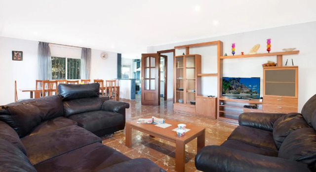 Villa Salu, Varaa Villa Hotellit Costa Brava uima-altaalla, Uima-allas