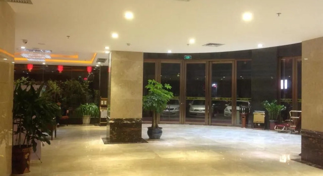 Bama Phoenix Hotel, Book Hotel Bama Guangxi