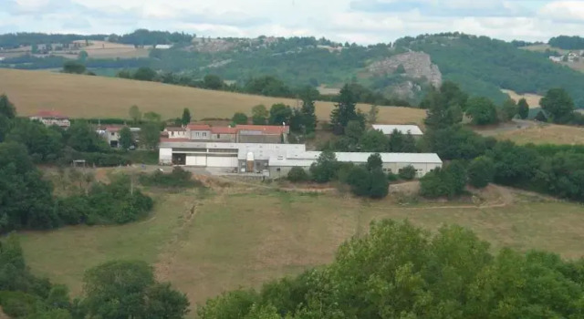 Les Gîtes de Costes-Auriès, Rezervați Hotel Le Travet Languedoc-Roussillon