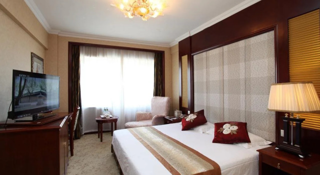 Milky Way Hotel, Забронировать Отель Отели Нанганг 3 звезды, 3*