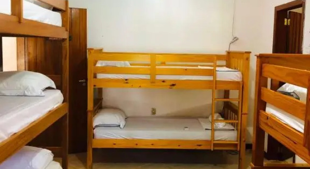Кровать в общем номере (женский номер) Terra do Sol Pousada e Hostel