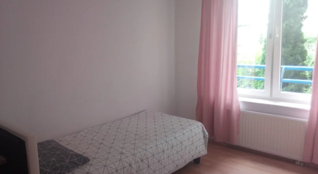 Great Located 3 Bedrooms, Забронировать Отель Отели Варшавы с парковкой, рядом с Западный железнодорожный вокзал Варшавы, Парковка