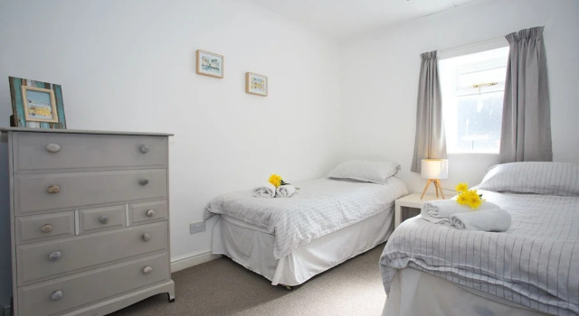 Ilfracombe Eden 2 Bedrooms, Book Hotel Hoteller i Ilfracombe med parkering, nær Verity Statue, Parkering