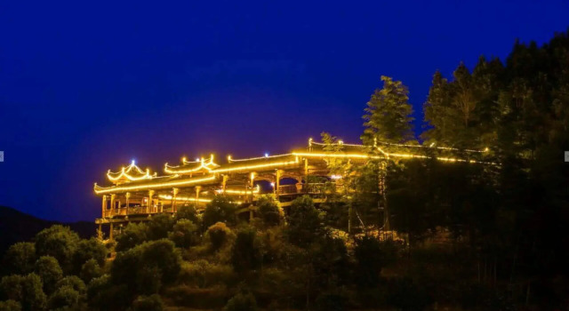 Fengxiang Yaozhai Hotel, Book Hotel Hoteller i Huaihua med pool, Swimmingpool
