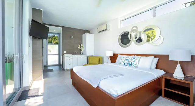 Вилла Beachside Villa, Amazing Views, Hotel Amenities v5
