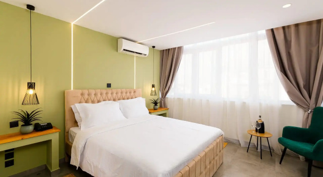 Люкс Aether Athens Urban Hotel