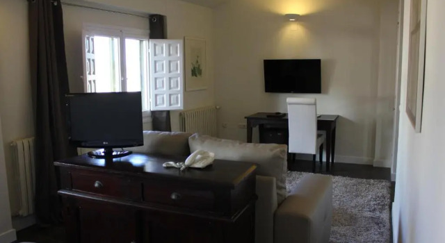 Номер Superior Hotel Leonor de Aquitania